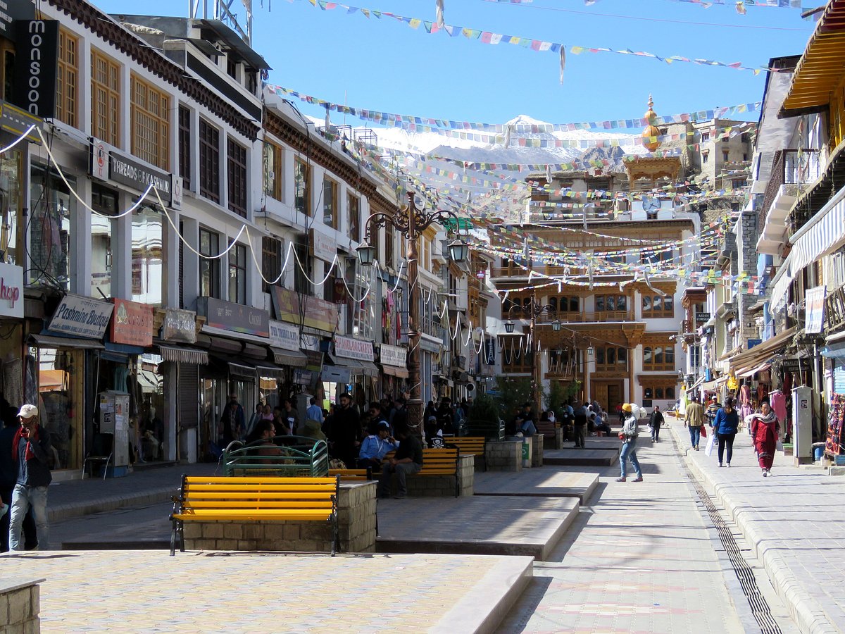 Ladakh-Market